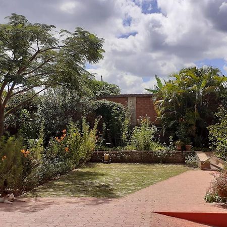 Chambre D'Hote Villa Maritampona Antsirabe Bagian luar foto